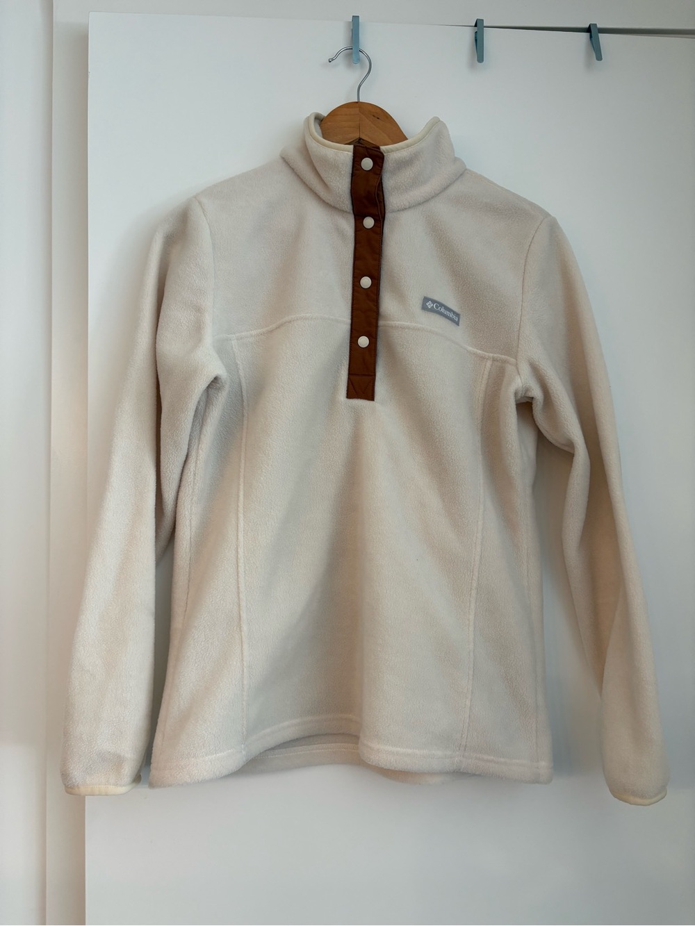 Columbia Cream Fleece Pullover with Brown Snap Placket